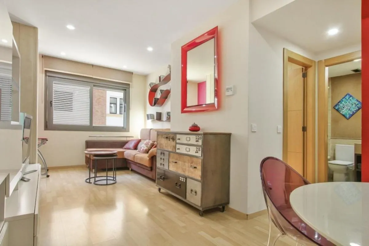 Apartamento en primera línea de playa en Málaga 0*,  España